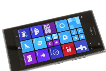 Nokia Lumia 735 Nokia Lumia 735